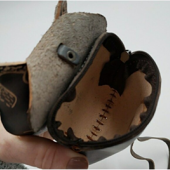 Handmade Leather Gray Wolf Wristlet Wallet Blue Eyes Animal Coin Pouch Cub Scout - Picture 10 of 11